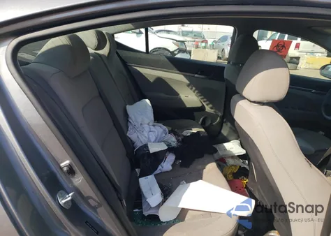 2018 Hyundai Elantra Se z USA, uszkodzony, nr VIN 5NPD74LF7JH329996